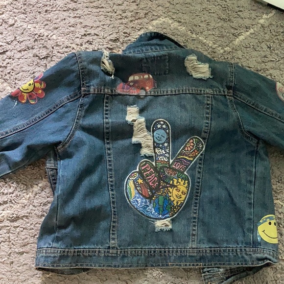 custom jean jacket 💕 - Picture 3 of 4